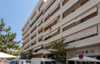 Resale - Apartment - Middle Floor Apartment - Marbella - Marbella Centro