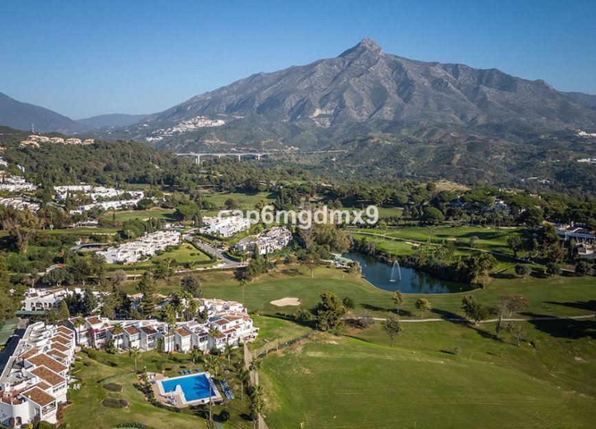 Reventa - Apartment - Top Floor Apartment - Marbella - Nueva Andalucia