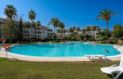 Resale - Apartment - Top Floor Apartment - Marbella - Nueva Andalucia