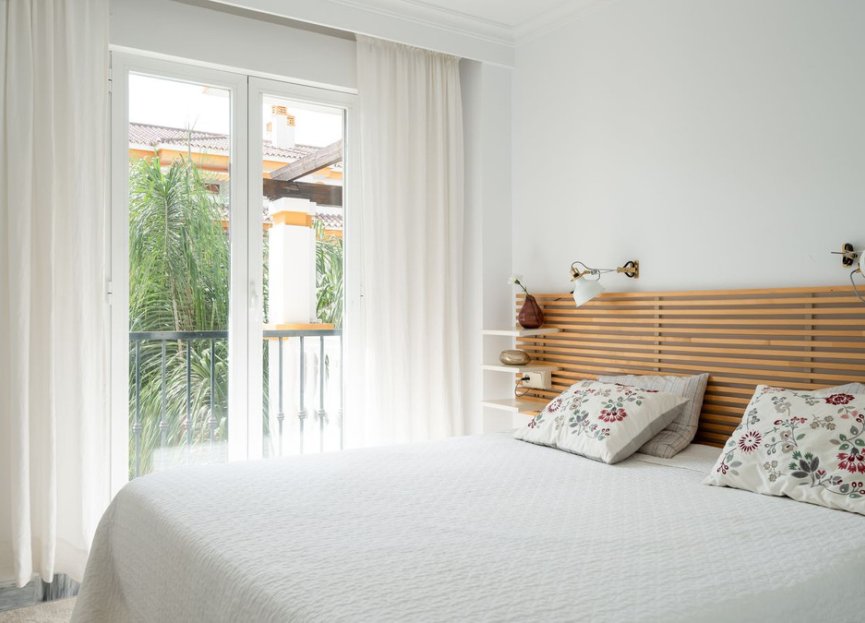 Resale - Apartment - Top Floor Apartment - Marbella - Nueva Andalucia