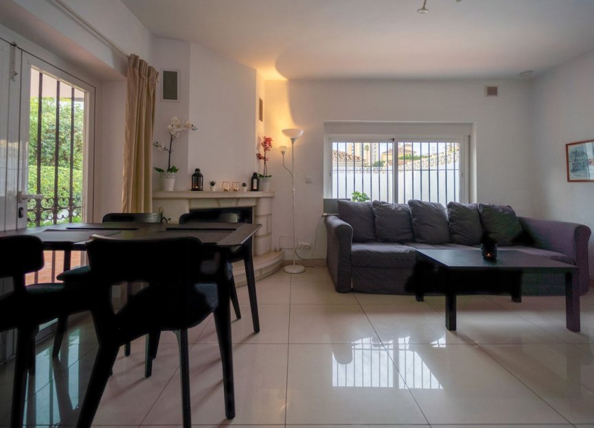 Resale - House - Detached Villa - Fuengirola - Fuengirola Centro