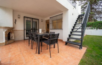 Resale - House - Detached Villa - Fuengirola - Fuengirola Centro