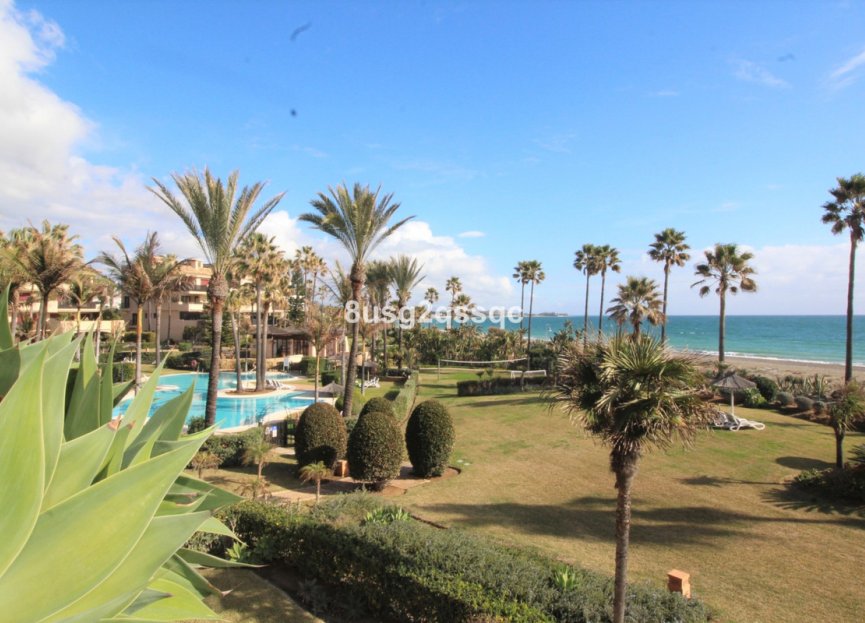 Resale - Apartment - Middle Floor Apartment - Estepona - Costalita