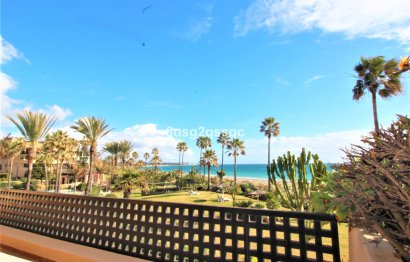 Resale - Apartment - Middle Floor Apartment - Estepona - Costalita