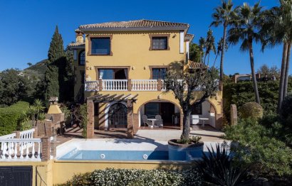 Resale - House - Finca - Cortijo - Estepona - Estepona Centro