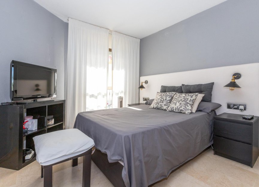 Resale - House - Townhouse - Estepona - Estepona Centro