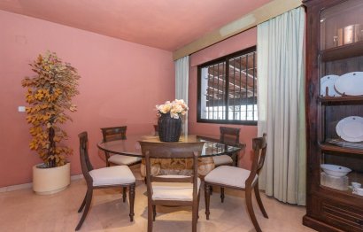 Resale - House - Townhouse - Estepona - Estepona Centro