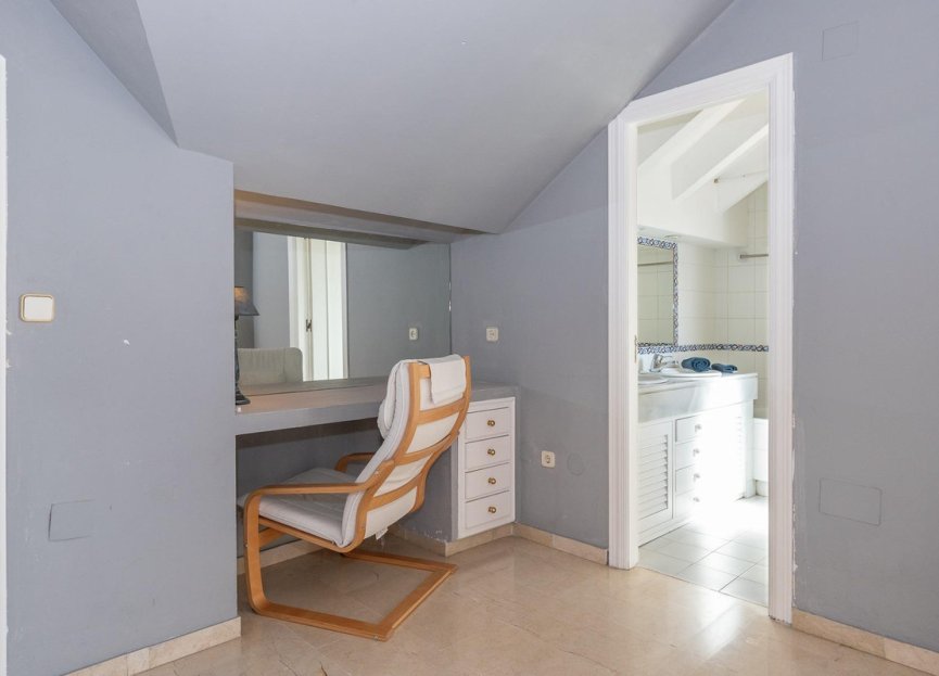 Resale - House - Townhouse - Estepona - Estepona Centro