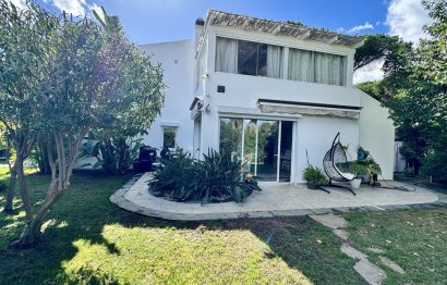 Resale - House - Semi-Detached House - Estepona - Benamara