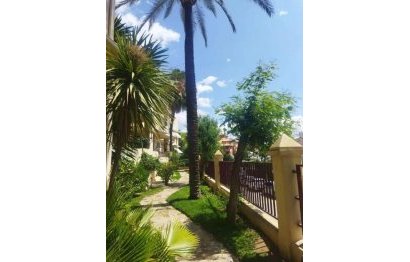 Resale - Apartment - Middle Floor Apartment - Estepona - Bel Air