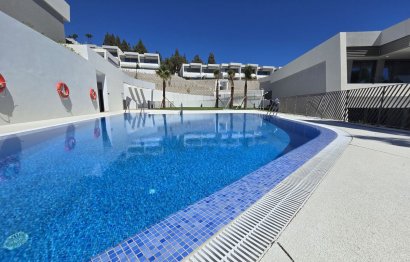 Resale - House - Semi-Detached House - Mijas - El Chaparral