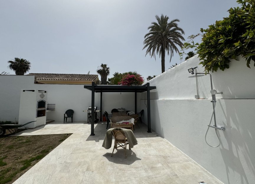 Reventa - House - Detached Villa - Estepona - Estepona Centro