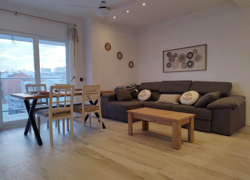 Resale - Apartment - Middle Floor Apartment - Fuengirola - Fuengirola Centro