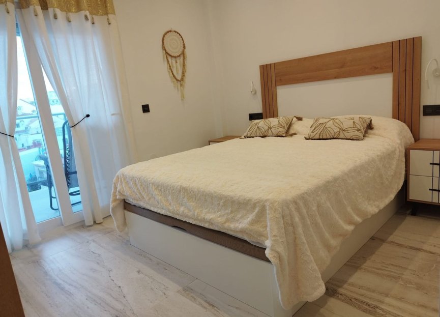 Resale - Apartment - Middle Floor Apartment - Fuengirola - Fuengirola Centro