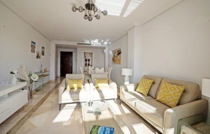 Resale - Apartment - Penthouse - Benahavís - Benahavís Centro