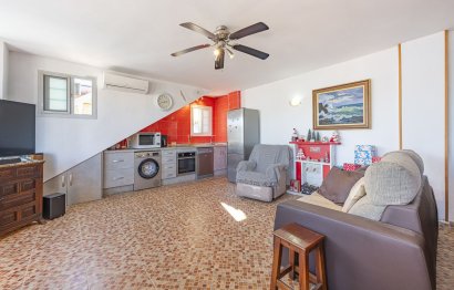 Resale - House - Detached Villa - Estepona - Estepona Centro