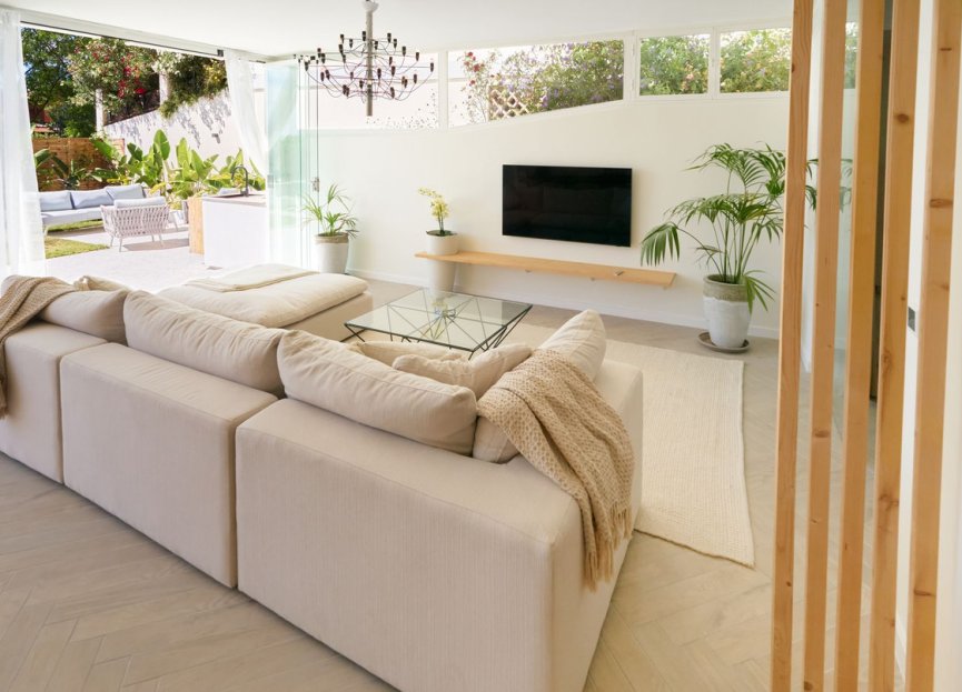 Resale - Apartment - Ground Floor Apartment - Marbella - Nueva Andalucia