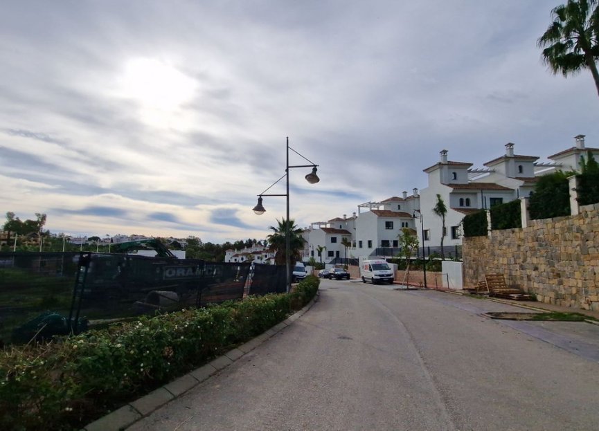 Resale - Plot - Residential Plot - Estepona - Estepona Centro