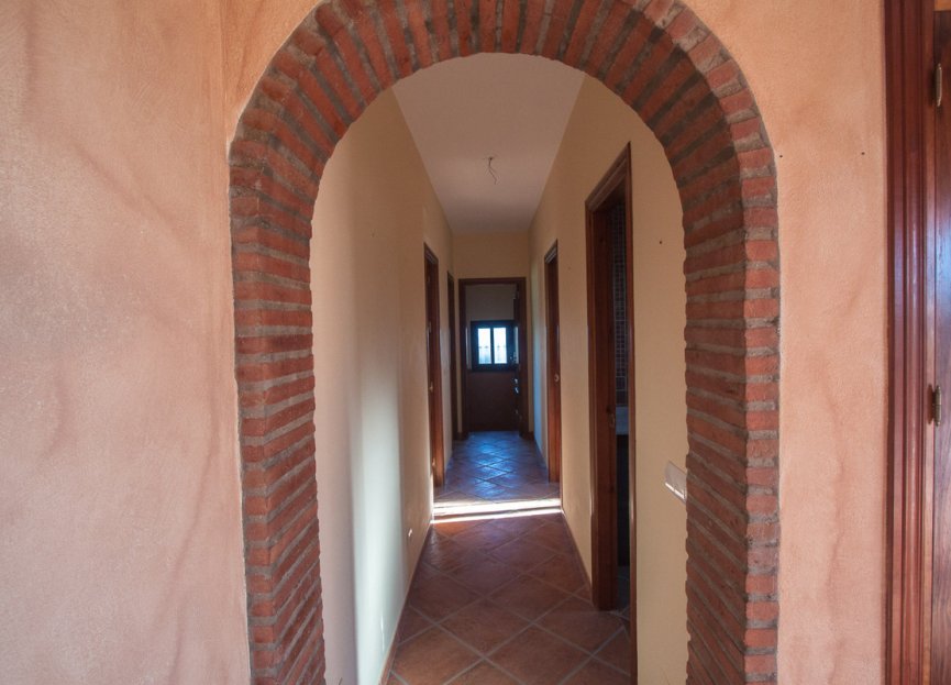 Resale - House - Finca - Cortijo - Estepona - Estepona Centro