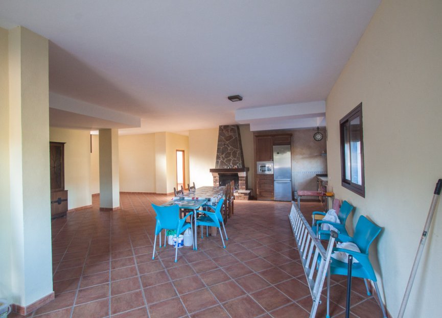 Resale - House - Finca - Cortijo - Estepona - Estepona Centro