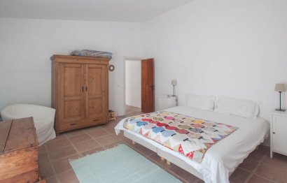 Resale - House - Finca - Cortijo - Casares - Casares Centro