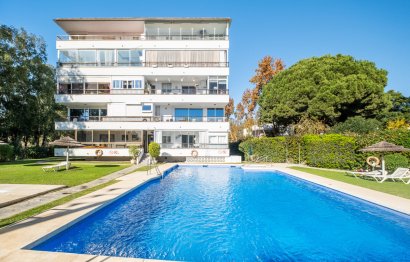 Resale - Apartment - Ground Floor Apartment - Marbella - The Golden Mile