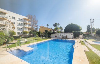 Resale - Apartment - Ground Floor Apartment - Marbella - The Golden Mile