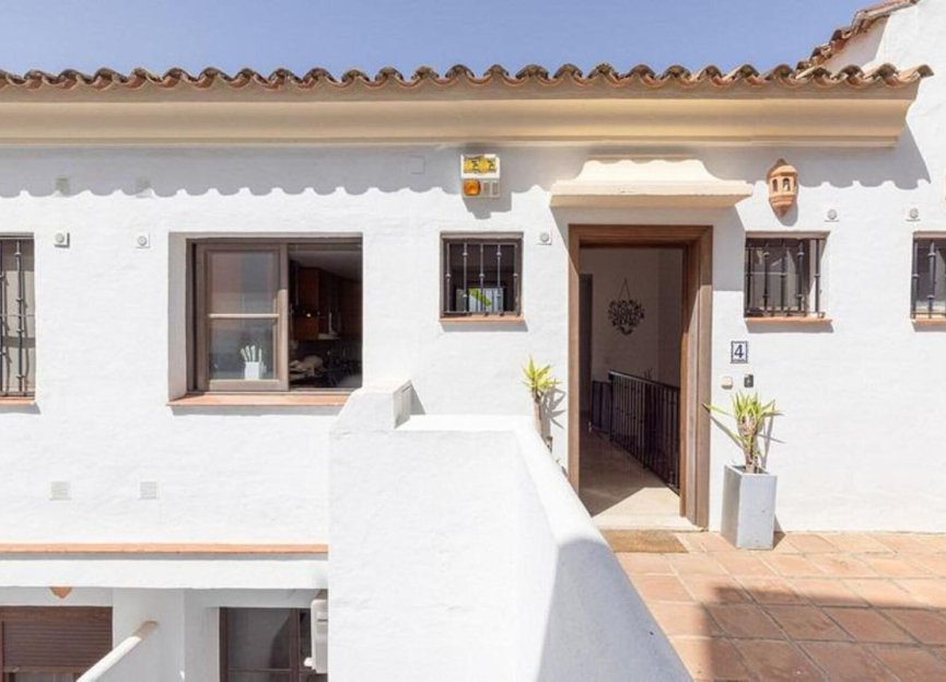 Resale - House - Townhouse - Benahavís - Benahavís Centro