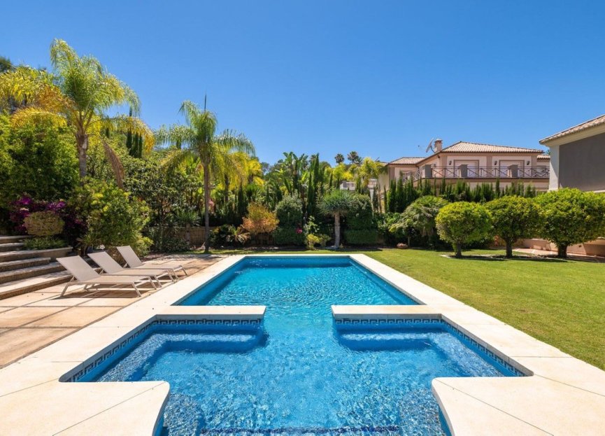 Resale - House - Detached Villa - Marbella - Puerto Banús