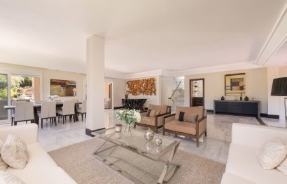 Resale - House - Detached Villa - Marbella - Puerto Banús