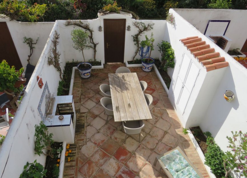 Resale - House - Townhouse - Estepona - Estepona Centro