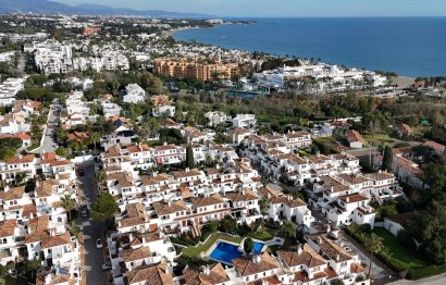 Resale - House - Townhouse - Estepona - Estepona Centro