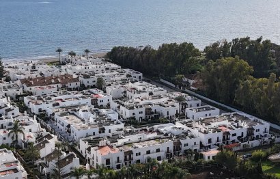 Resale - House - Townhouse - Estepona - Estepona Centro