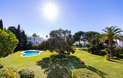 Resale - House - Townhouse - Marbella - Nueva Andalucia