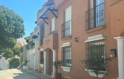 Resale - Apartment - Middle Floor Apartment - Mijas - Calahonda