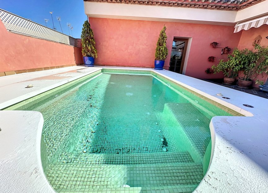 Resale - House - Townhouse - Estepona - Estepona Centro