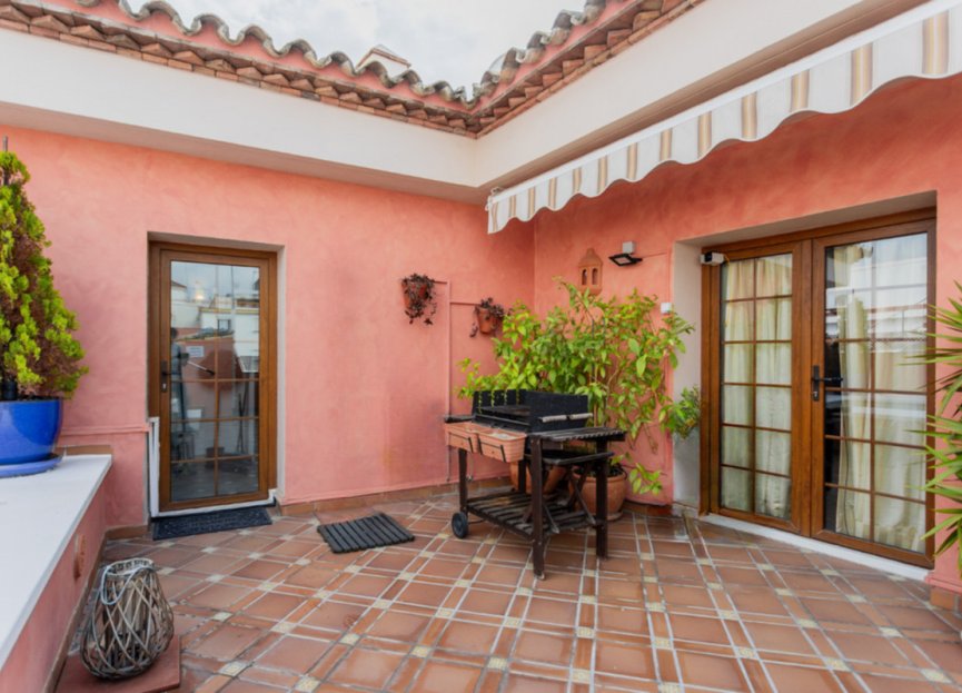 Resale - House - Townhouse - Estepona - Estepona Centro