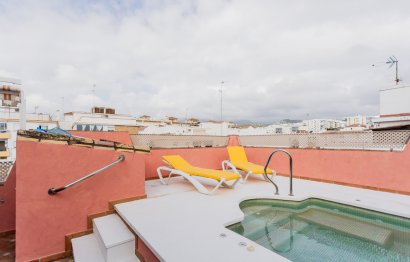 Resale - House - Townhouse - Estepona - Estepona Centro