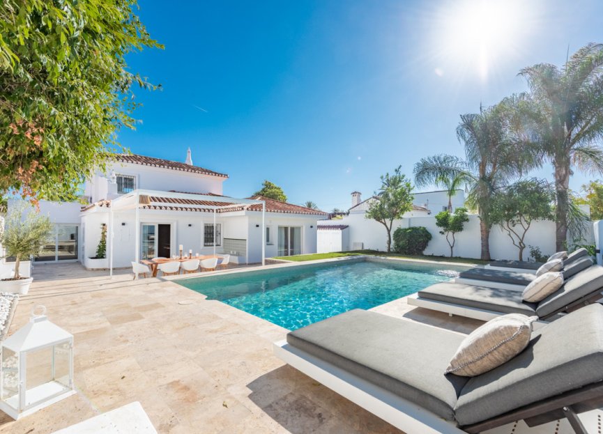 Reventa - House - Detached Villa - Marbella - Nueva Andalucia