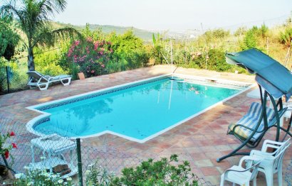 Reventa - House - Detached Villa - Estepona - Estepona Centro