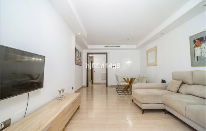 Resale - Apartment - Ground Floor Apartment - Marbella - Nueva Andalucia