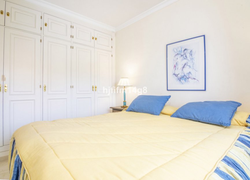 Resale - Apartment - Penthouse - Marbella - Nueva Andalucia