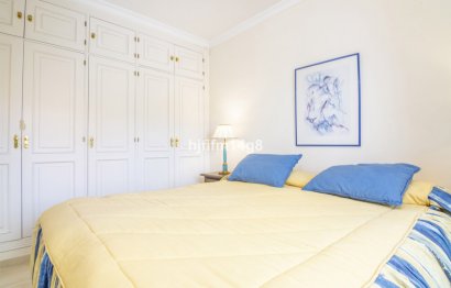 Resale - Apartment - Penthouse - Marbella - Nueva Andalucia