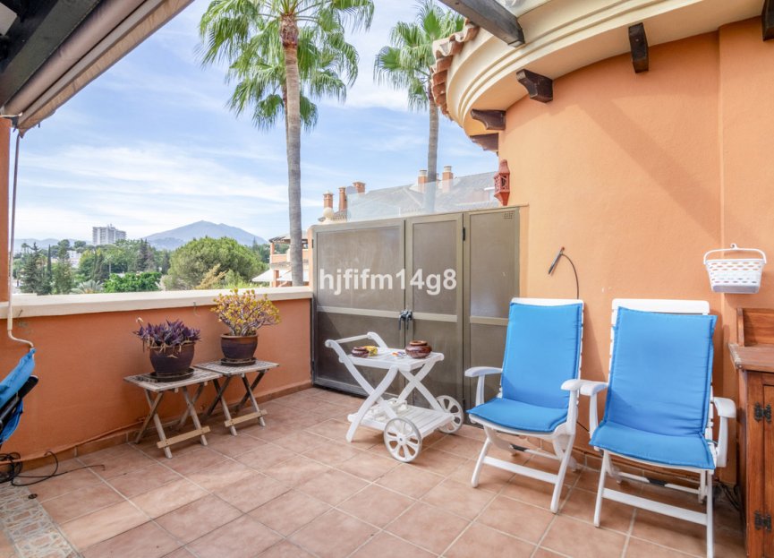 Resale - Apartment - Penthouse - Marbella - Nueva Andalucia