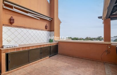 Resale - Apartment - Penthouse - Marbella - Nueva Andalucia