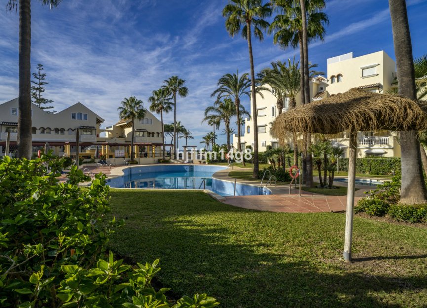 Resale - Apartment - Ground Floor Apartment - Marbella