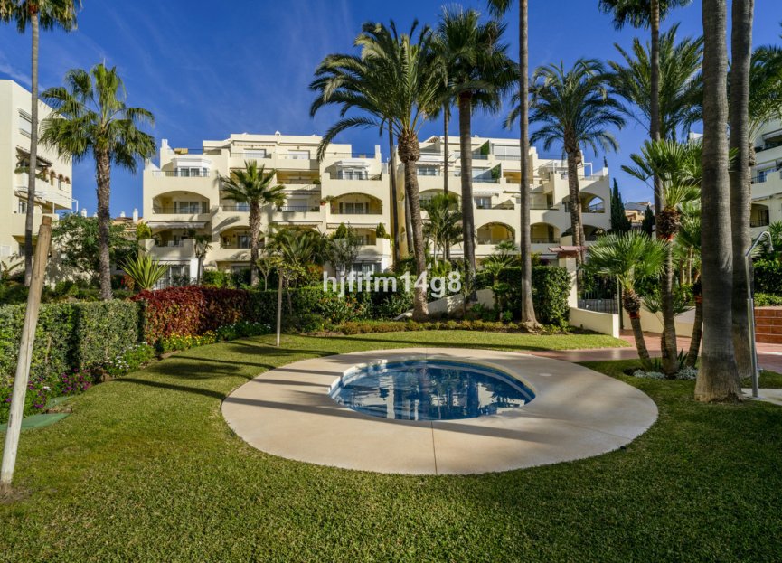 Resale - Apartment - Ground Floor Apartment - Marbella