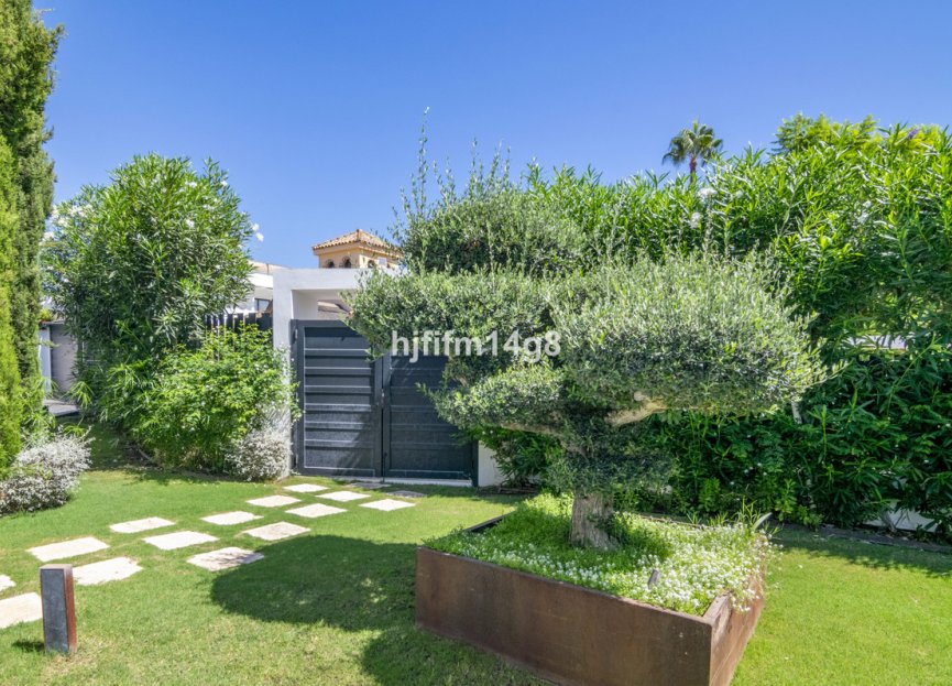 Resale - House - Detached Villa - Marbella - San Pedro De Alcantara