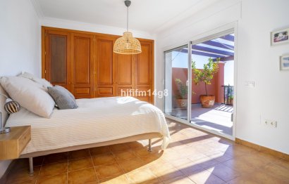 Resale - House - Townhouse - Marbella - Nueva Andalucia