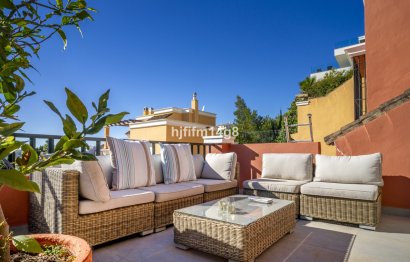 Resale - House - Townhouse - Marbella - Nueva Andalucia